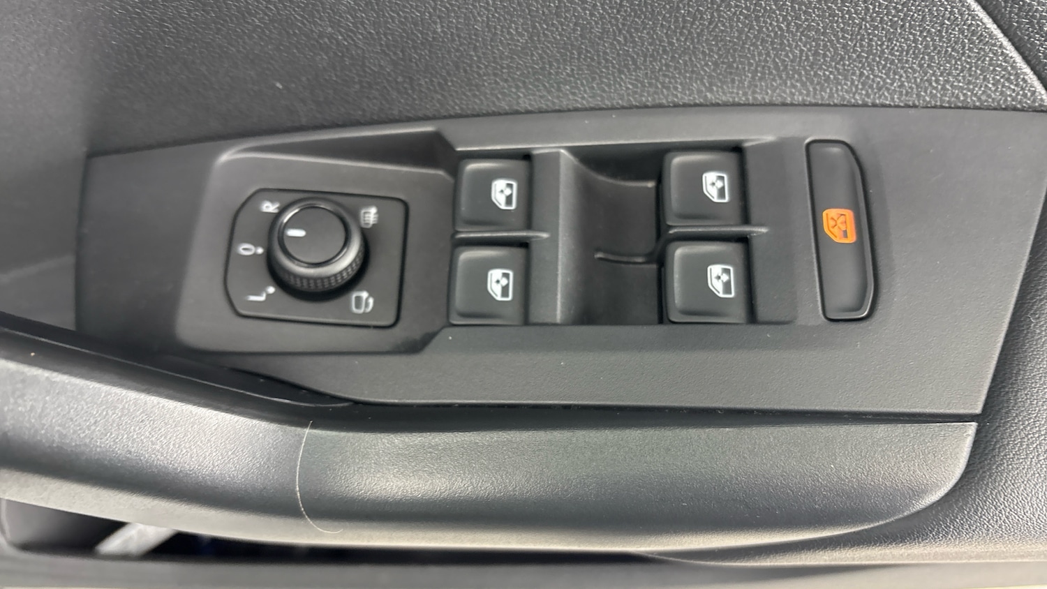 Used Volkswagen T-Cross 2025 for sale - 77662707: Photo 20