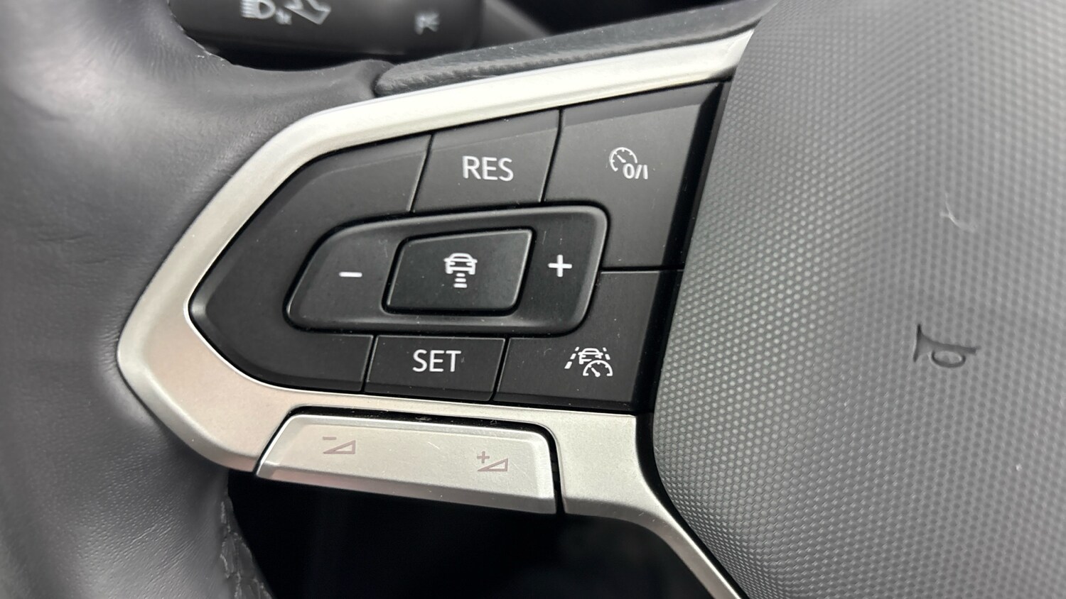 Used Volkswagen T-Cross 2025 for sale - 77662707: Photo 24