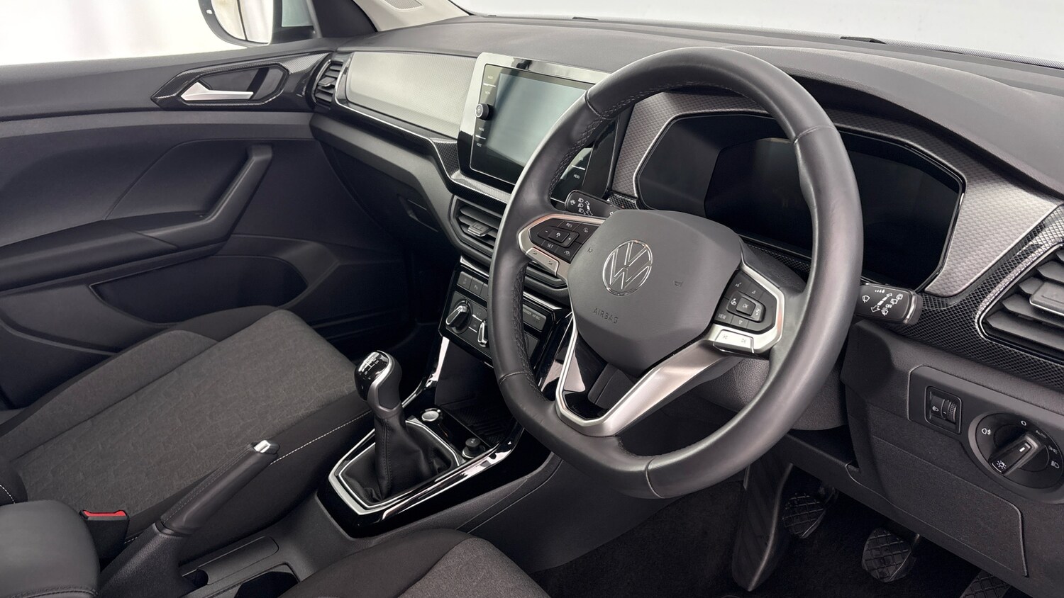 Used Volkswagen T-Cross 2025 for sale - 77662707: Photo 6