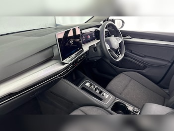 Used Volkswagen Golf 2025 for sale - 79111798: Photo