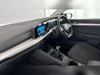 Used Volkswagen Golf 2024 for sale - 78424177: Photo