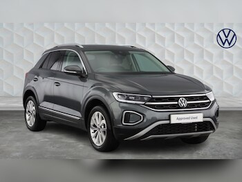 Used Volkswagen T-Roc 2023 for sale - 78091243: Photo