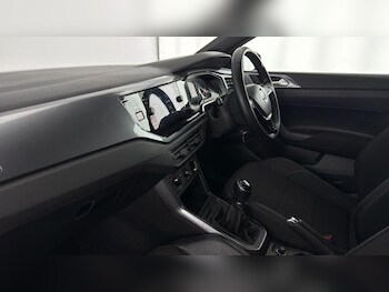 Used Volkswagen Polo 2019 for sale - 77233693: Photo