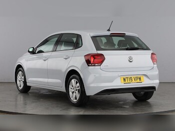 Used Volkswagen Polo 2019 for sale - 77233693: Photo