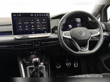 Used Volkswagen Golf 2025 for sale - 78540919: Photo