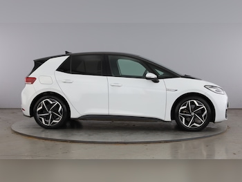 Used Volkswagen ID.3 2021 for sale - 78251120: Photo