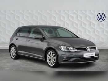 Used Volkswagen Golf 2019 for sale - 77678936: Photo