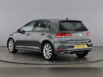 Used Volkswagen Golf 2019 for sale - 77678936: Photo