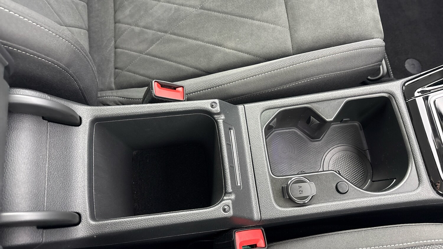 Used Volkswagen Golf 2022 for sale - 77602541: Photo 28