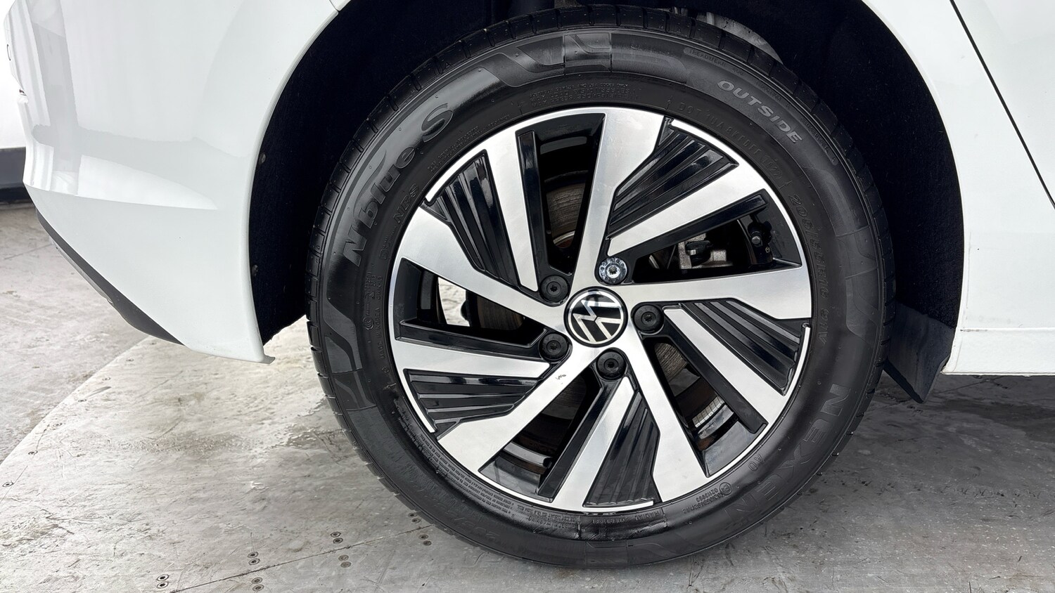 Used Volkswagen Golf 2022 for sale - 77602541: Photo 32