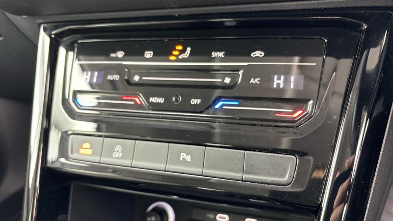 Used Volkswagen Touran 2023 for sale - 77128256: Photo 14