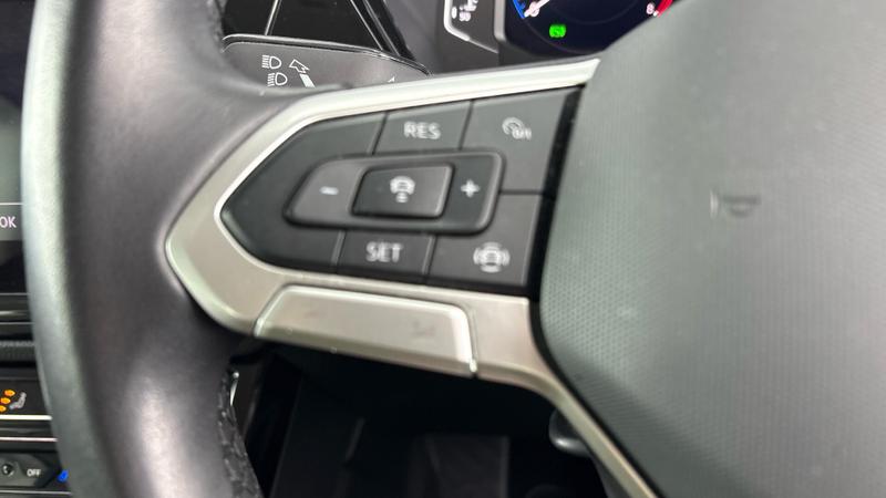 Used Volkswagen Touran 2023 for sale - 77128256: Photo 21