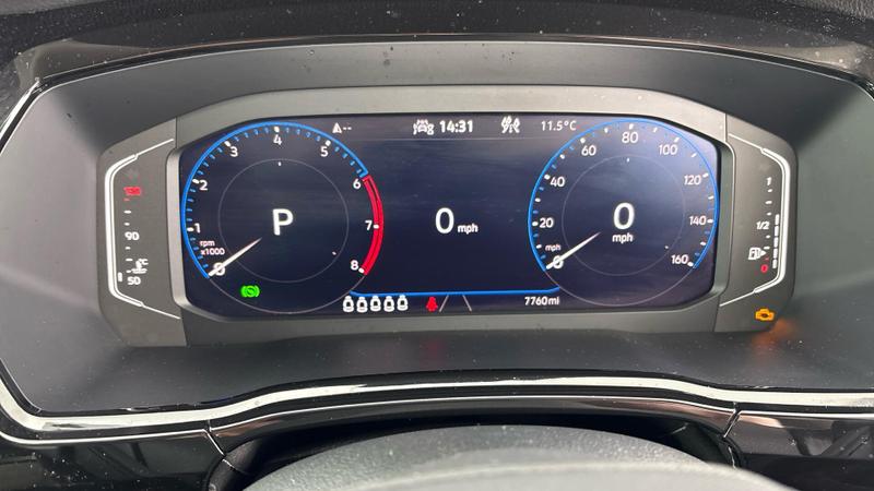 Used Volkswagen Touran 2023 for sale - 77128256: Photo 25