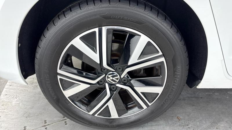 Used Volkswagen Touran 2023 for sale - 77128256: Photo 28