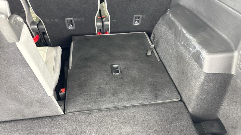 Used Volkswagen Touran 2023 for sale - 77128256: Photo 35