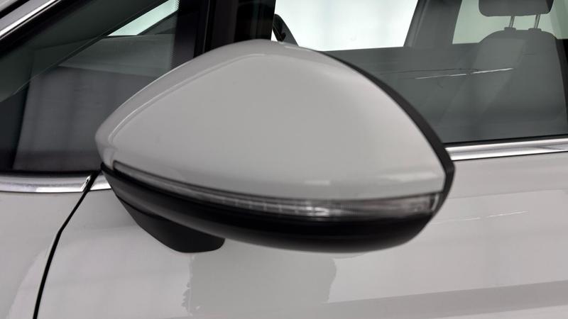 Used Volkswagen Touran 2023 for sale - 77128256: Photo 40