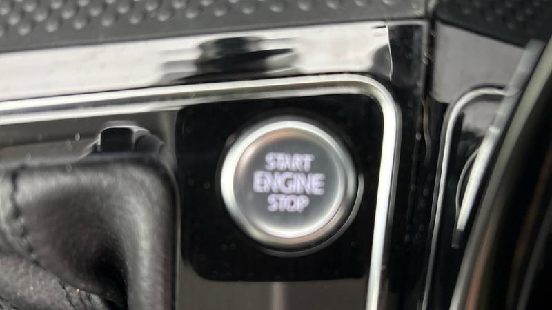 Used Volkswagen Touran 2023 for sale - 77128256: Photo 7