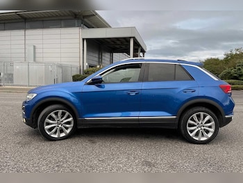 Used Volkswagen T-Roc 2021 for sale - 79545821: Photo