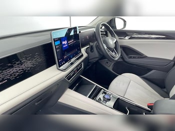 Used Volkswagen Tiguan 2024 for sale - 76541440: Photo