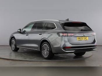 Used Volkswagen Passat 2025 for sale - 77515699: Photo