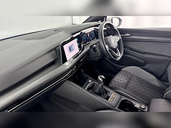 Used Volkswagen Golf 2021 for sale - 77602617: Photo