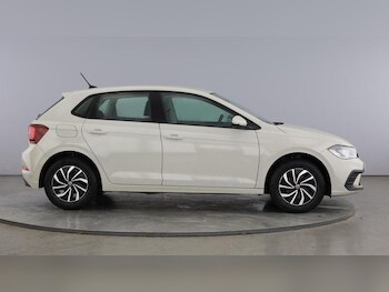 Used Volkswagen Polo 2023 for sale - 76302813: Photo