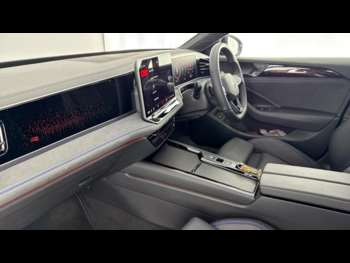 Used Volkswagen Passat 2024 for sale - 74232317: Photo