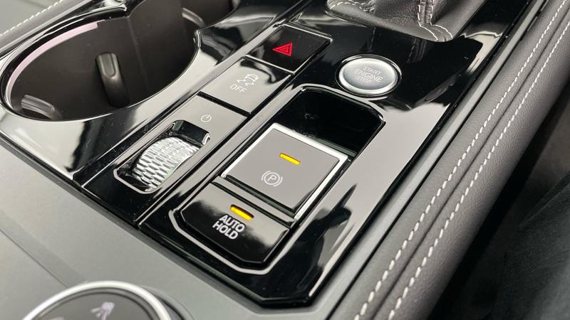 Used Volkswagen Touareg 2025 for sale - 76568462: Photo 14