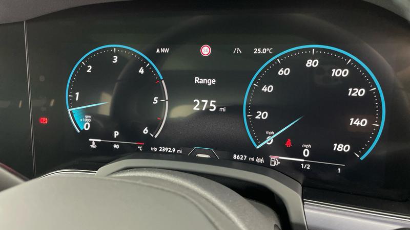 Used Volkswagen Touareg 2025 for sale - 76568462: Photo 25