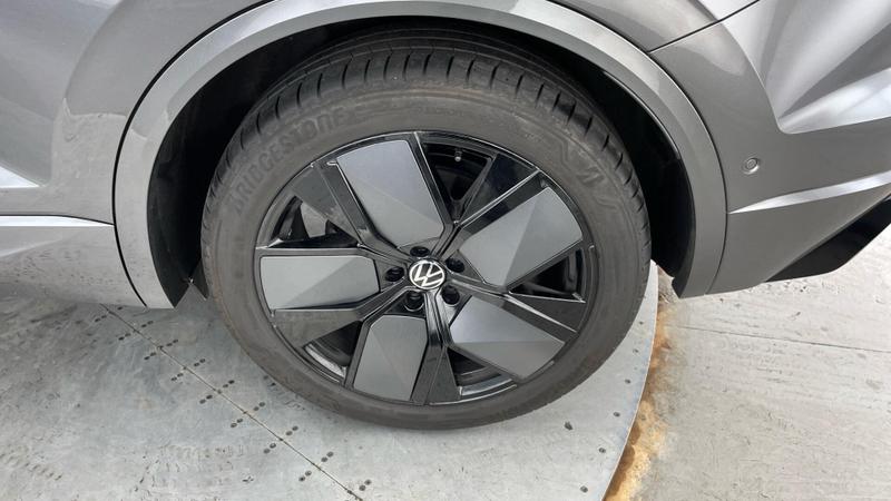 Used Volkswagen Touareg 2025 for sale - 76568462: Photo 40