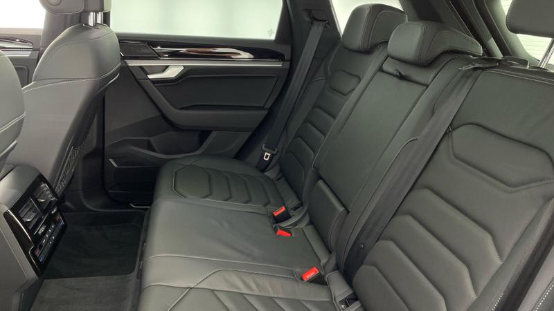 Used Volkswagen Touareg 2025 for sale - 76568462: Photo 41