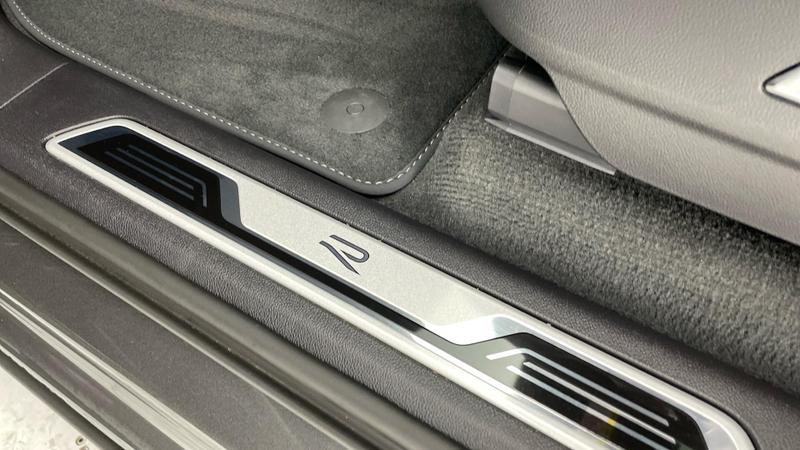 Used Volkswagen Touareg 2025 for sale - 76568462: Photo 45