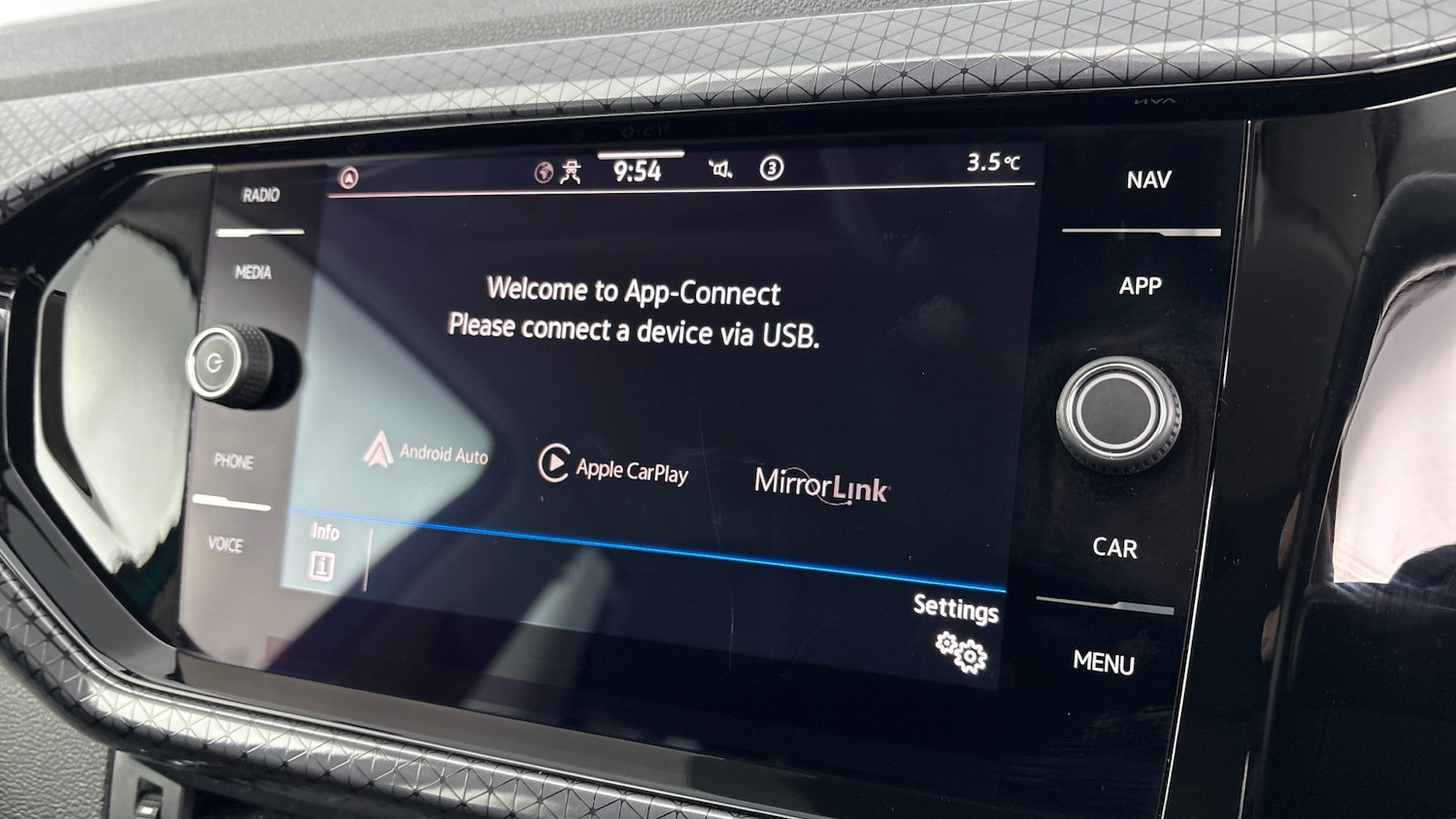 Used Volkswagen T-Cross 2023 for sale - 77872292: Photo 15