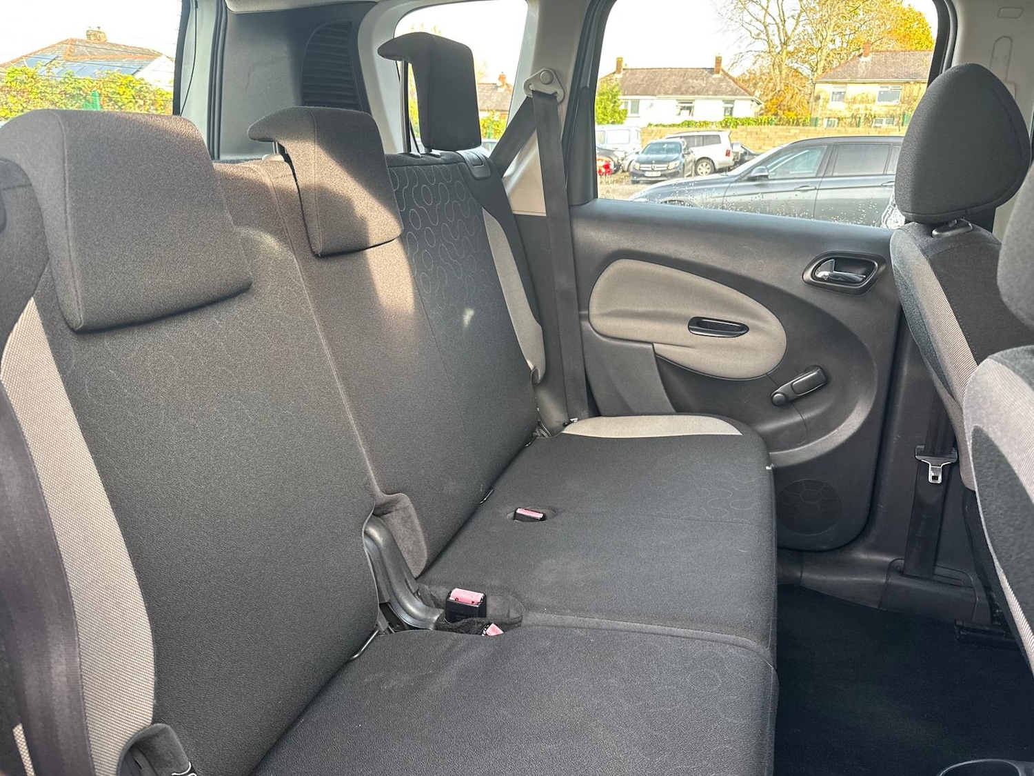 Used Citroen C3 Picasso 2010 for sale - 76533442: Photo 15