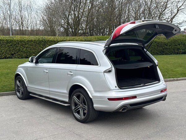 Used Audi Q7 2013 for sale - 74192472: Photo 32