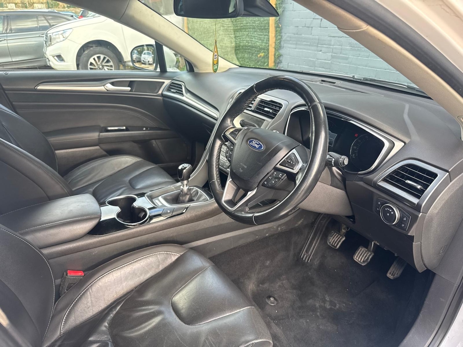 Used Ford Mondeo 2015 for sale - 76532514: Photo 13