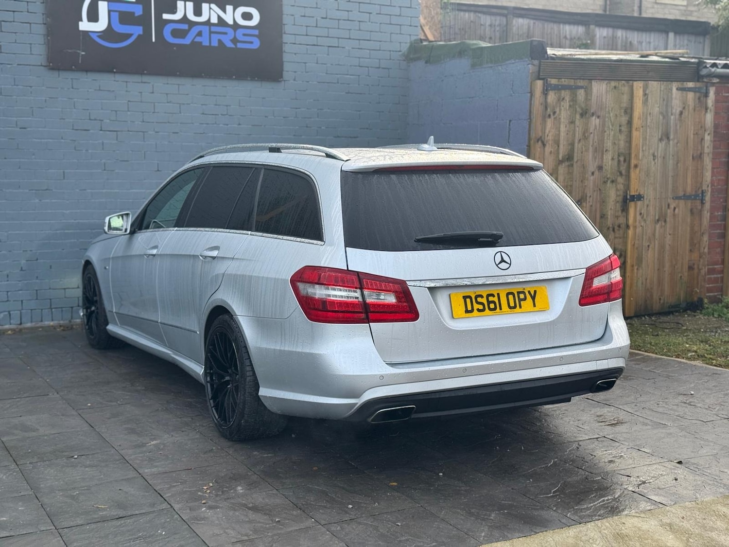 Used Mercedes-Benz E Class 2012 for sale - 76532557: Photo 15