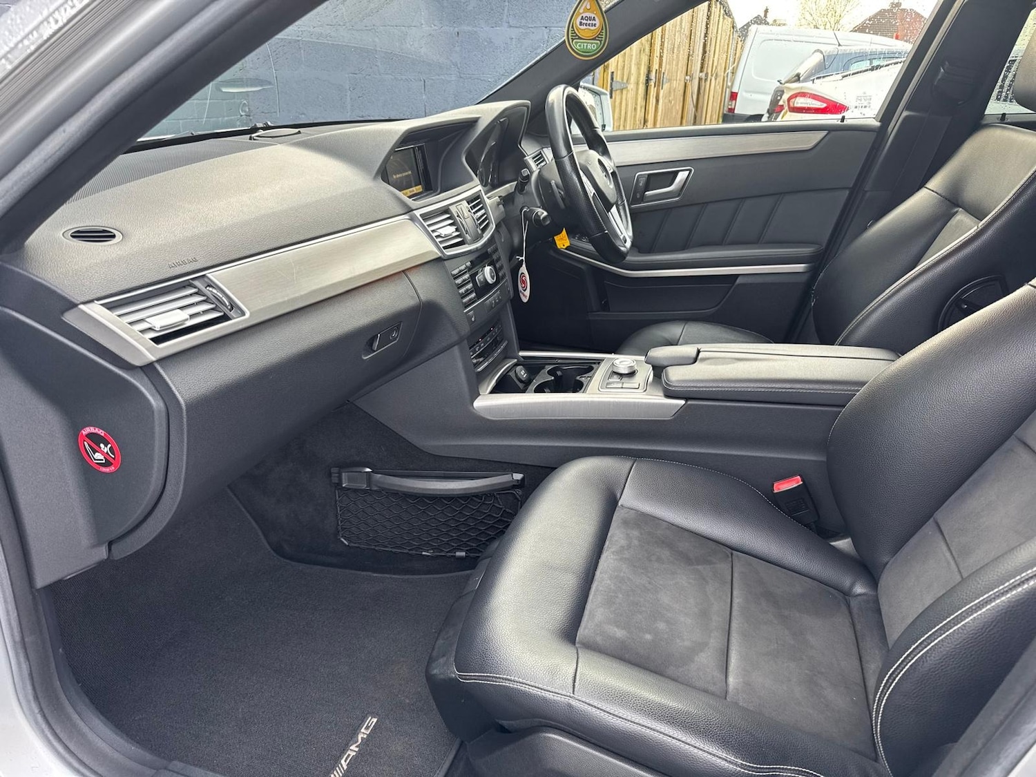 Used Mercedes-Benz E Class 2012 for sale - 76532557: Photo 21