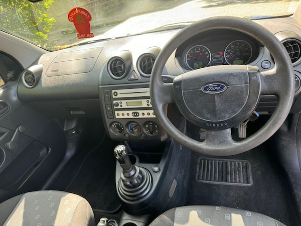 Used Ford Fiesta 2004 for sale - 72147676: Photo 13