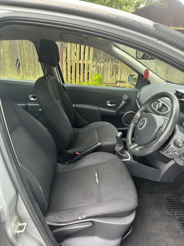 Used Renault Clio 2006 for sale - 72136113: Photo 9
