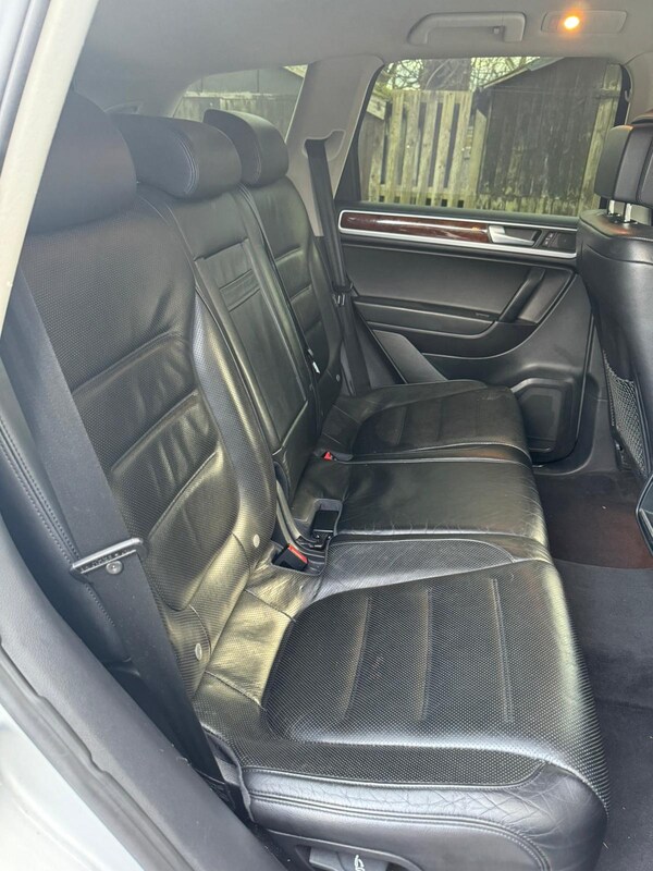 Used Volkswagen Touareg 2013 for sale - 73167257: Photo 19