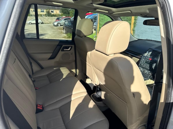 Used Land Rover Freelander 2011 for sale - 75709281: Photo 15
