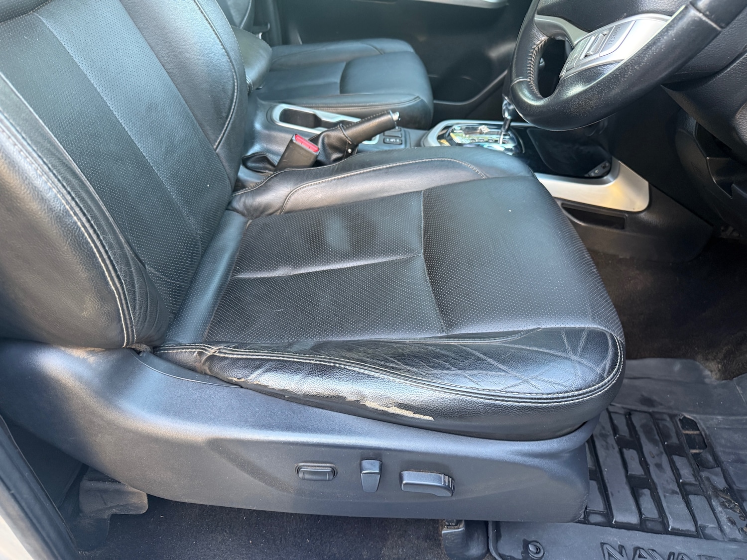 Used Nissan Navara 2017 for sale - 76791314: Photo 12