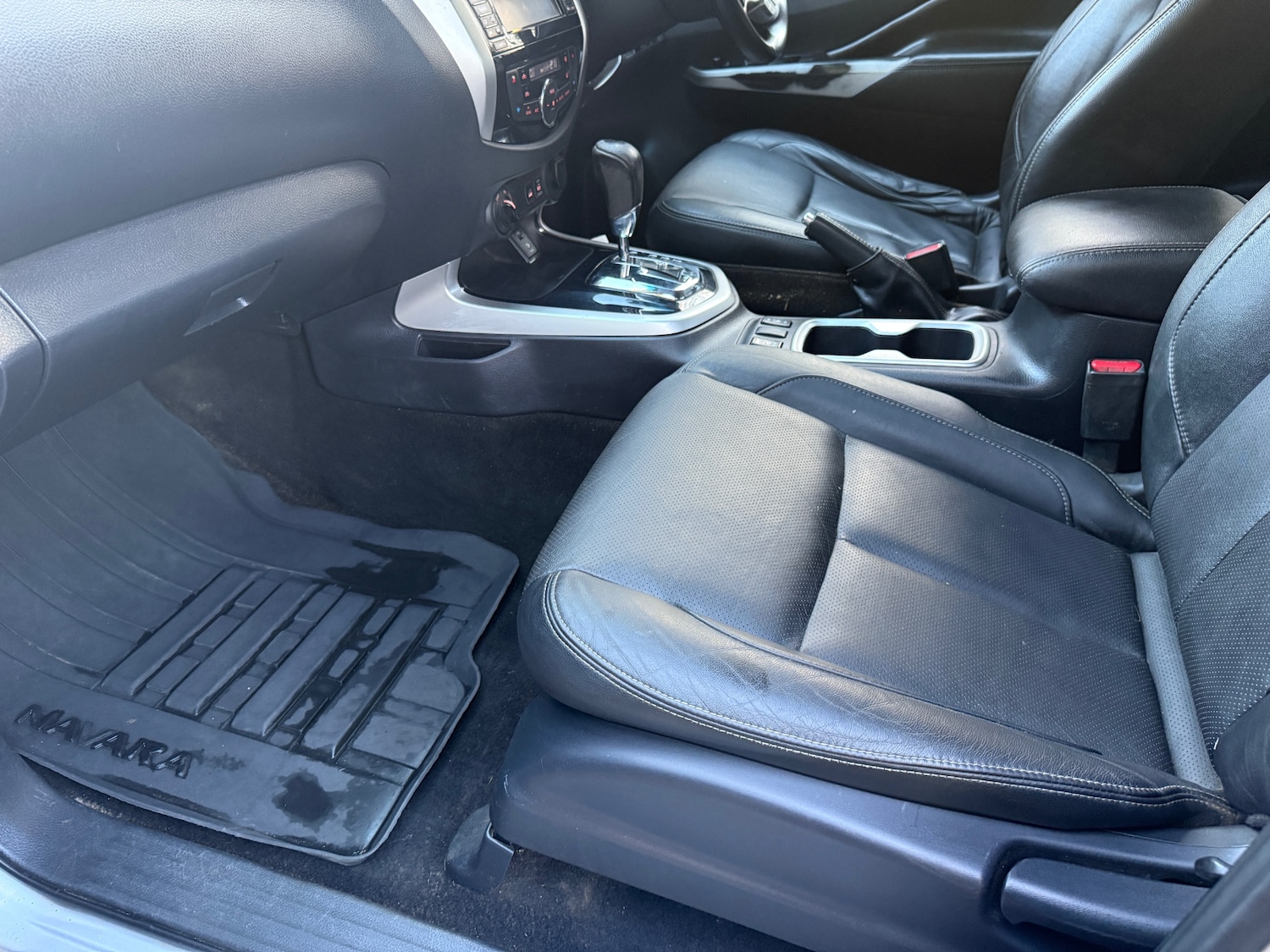 Used Nissan Navara 2017 for sale - 76791314: Photo 8