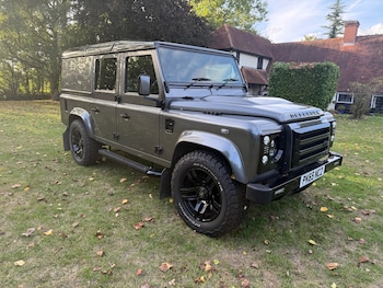 Used Land Rover Defender 2015 for sale - 75830257: Photo