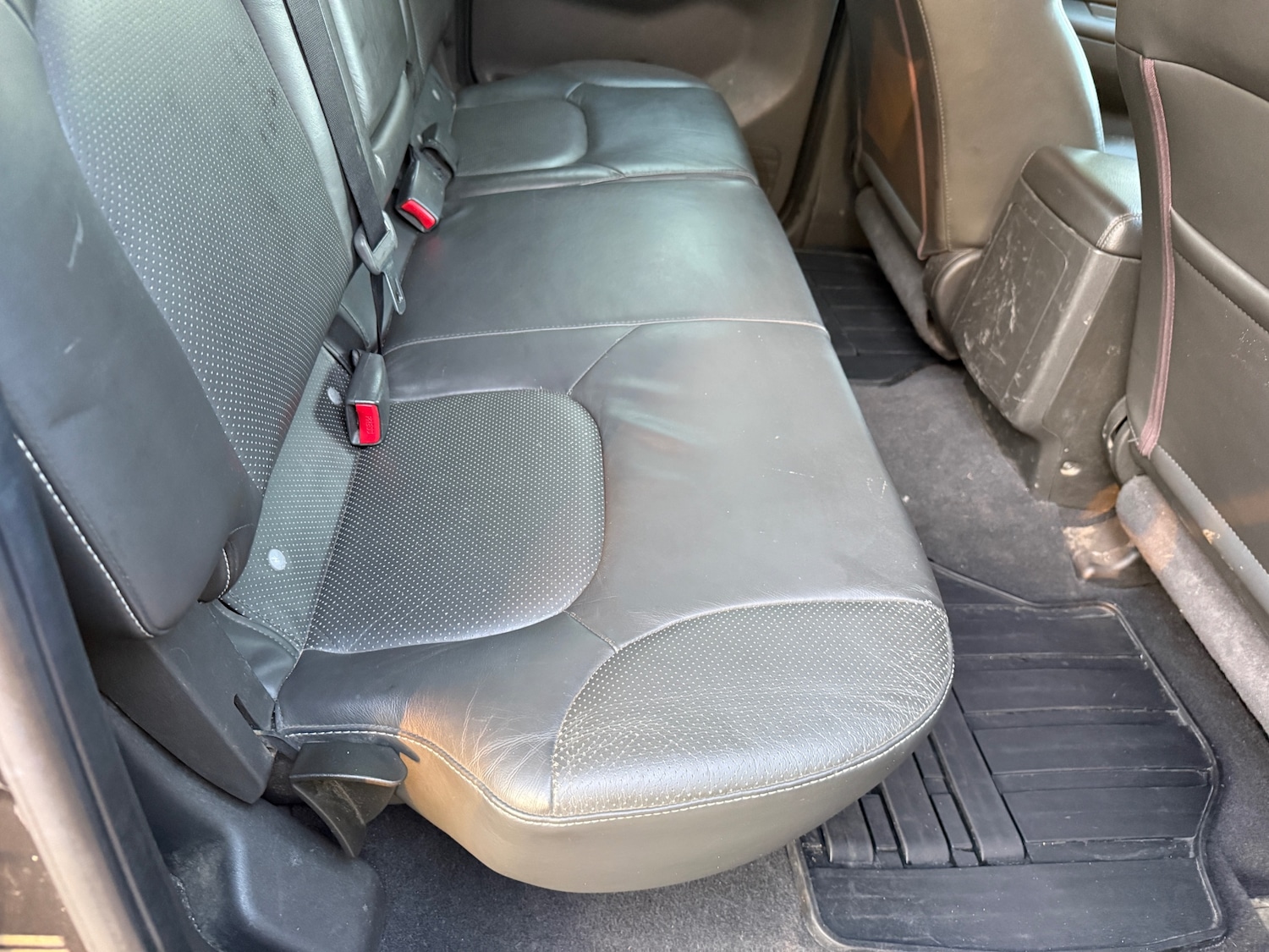 Used Nissan Navara 2014 for sale - 77741363: Photo 10