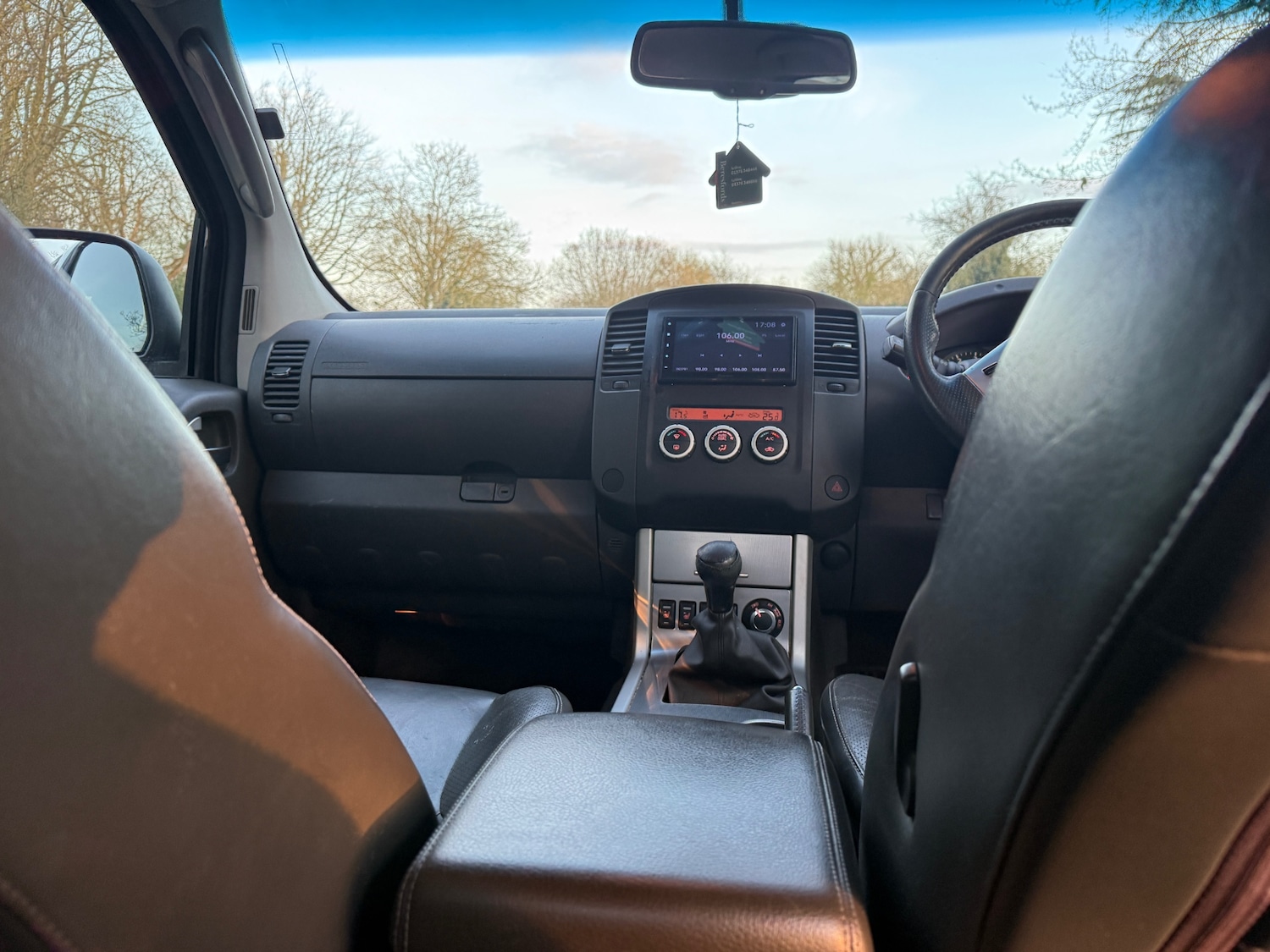 Used Nissan Navara 2014 for sale - 77741363: Photo 11