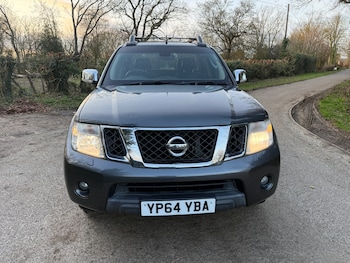 Used Nissan Navara 2014 for sale - 77741363: Photo