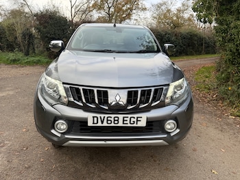 Used Mitsubishi L200 2018 for sale - 76651009: Photo