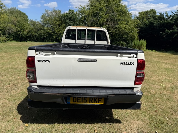 Used Toyota Hilux 2015 for sale - 75179362: Photo 5